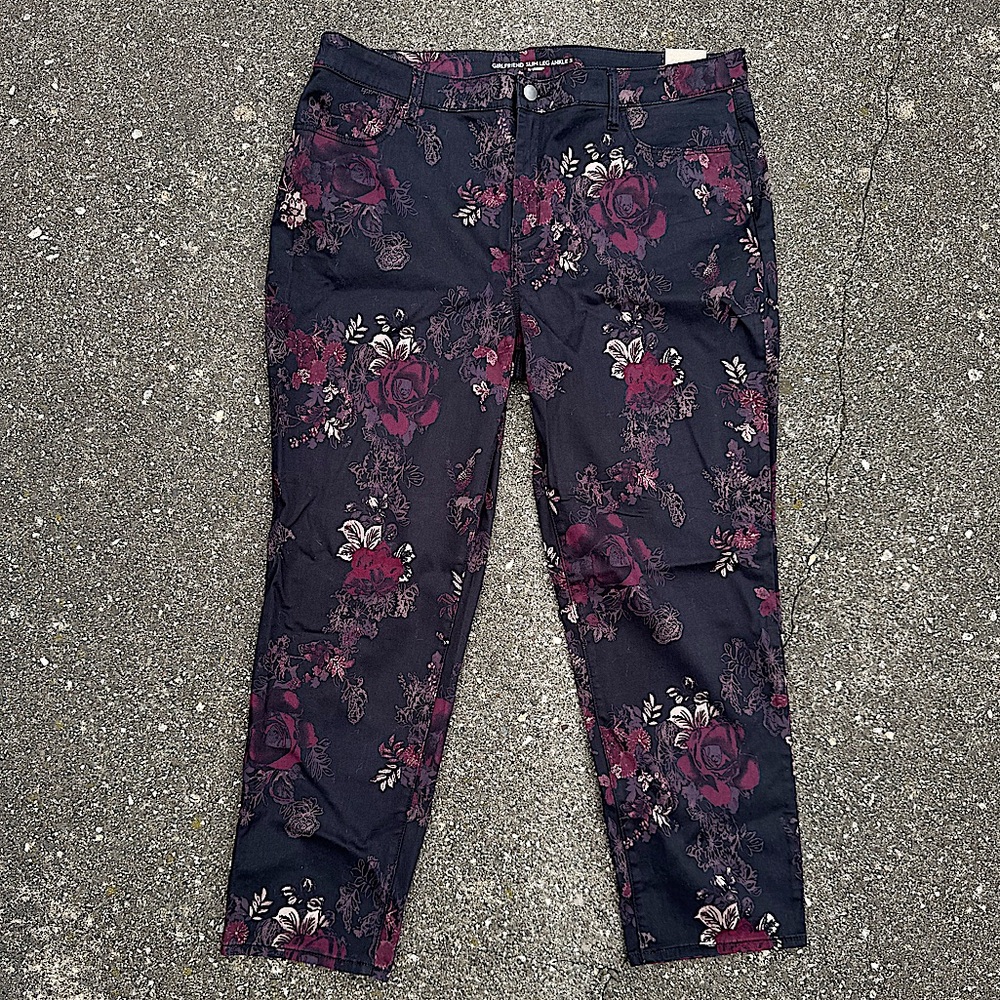 CHICOS Black Floral Girlfriend Slim Ankle Size 3 16 Flower Print NEW WITH TAGS